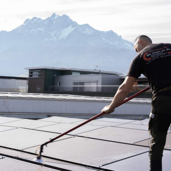 Umweltfreundliche Solarpanel-Reinigung für maximale Energieeffizienz
